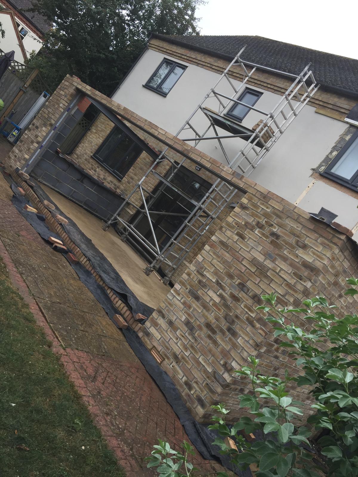 Scaffold around brick extension